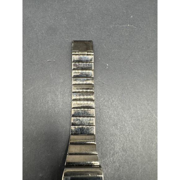RADO Diamond Accent Watch 3710-2035 Rectangle Black Dial Silver Tone 21mm - Picture 5 of 14